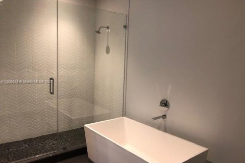 Apartamento en alquiler en Miami, Florida, 48.22 m2 № 1964620 - foto 17