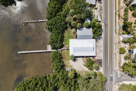 Commercial property in Cedar Key, Florida 6 bedrooms, 189.15 sq.m. № 2323286 - photo 14