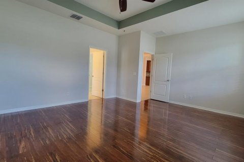 House in Valrico, Florida 4 bedrooms, 224.73 sq.m. № 2215952 - photo 19