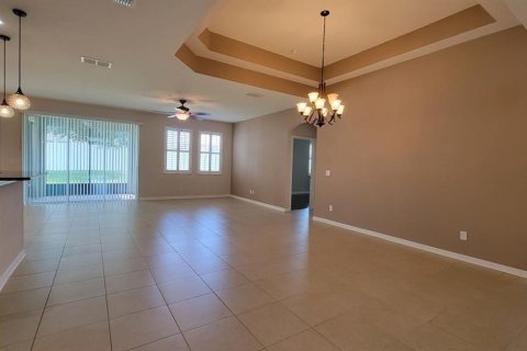House in Valrico, Florida 4 bedrooms, 224.73 sq.m. № 2215952 - photo 8