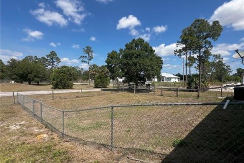 House in LaBelle, Florida 3 bedrooms, 169.55 sq.m. № 1657424 - photo 19