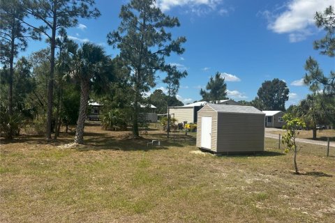 House in LaBelle, Florida 3 bedrooms, 169.55 sq.m. № 1657424 - photo 21