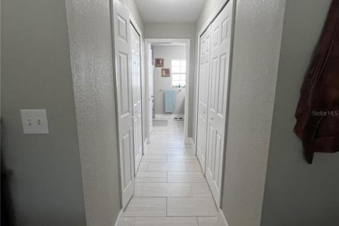 House in LaBelle, Florida 3 bedrooms, 169.55 sq.m. № 1657424 - photo 15