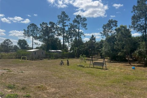 House in LaBelle, Florida 3 bedrooms, 169.55 sq.m. № 1657424 - photo 20