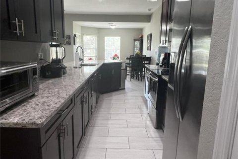 House in LaBelle, Florida 3 bedrooms, 169.55 sq.m. № 1657424 - photo 6