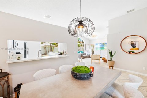 Villa ou maison à vendre à Weston, Floride: 4 chambres, 146.04 m2 № 2001366 - photo 9