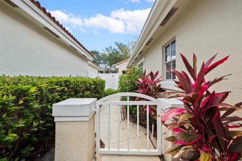 Villa ou maison à vendre à Weston, Floride: 4 chambres, 146.04 m2 № 2001366 - photo 4