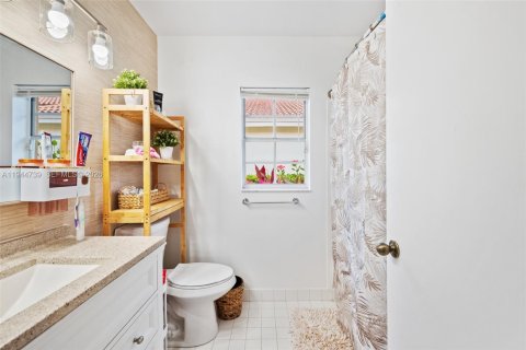 Villa ou maison à vendre à Weston, Floride: 4 chambres, 146.04 m2 № 2001366 - photo 25