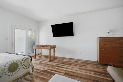 House in Hernando Beach, Florida 3 bedrooms, 129.69 sq.m. № 2203451 - photo 21