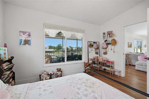 House in Hernando Beach, Florida 3 bedrooms, 129.69 sq.m. № 2203451 - photo 17