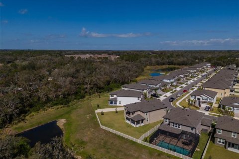 House in Wimauma, Florida 5 bedrooms, 353.03 sq.m. № 1733186 - photo 14