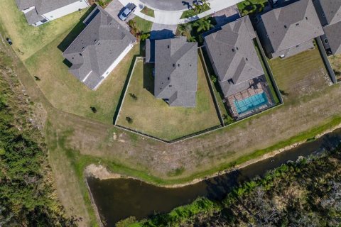 House in Wimauma, Florida 5 bedrooms, 353.03 sq.m. № 1733186 - photo 27