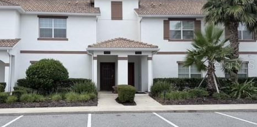Touwnhouse à Davenport, Floride 4 chambres, 176.7 m2 № 2353375