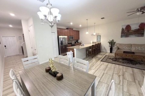 Touwnhouse à vendre à Davenport, Floride: 4 chambres, 176.7 m2 № 2353375 - photo 7