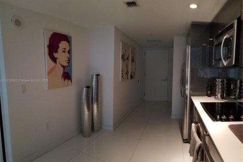 Copropriété à louer à Miami, Floride: 51.19 m2 № 1959847 - photo 2