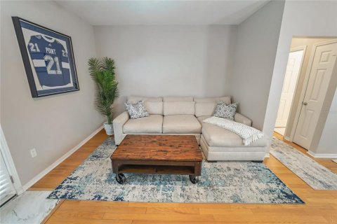 Copropriété à vendre à Tampa, Floride: 3 chambres, 165.09 m2 № 1917232 - photo 11