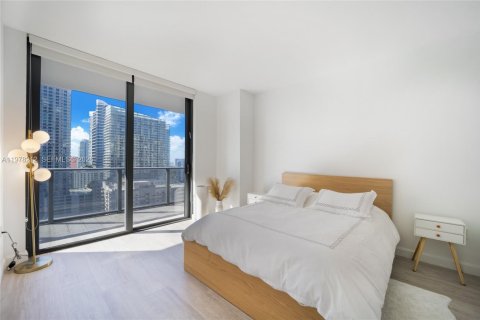 Condominio en alquiler en Miami, Florida, 1 dormitorio, 78.32 m2 № 2042614 - foto 6