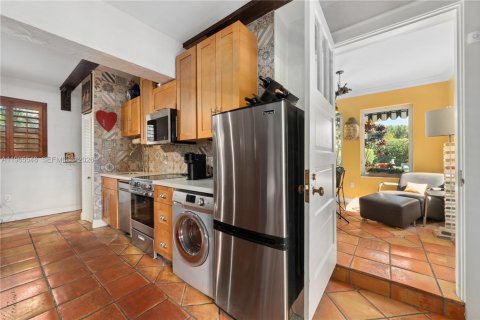Casa en venta en Miami Beach, Florida, 3 dormitorios, 144.37 m2 № 2027562 - foto 24