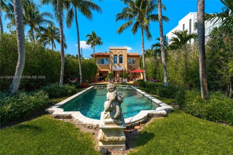 Дом в Майами-Бич, Флорида 3 спальни, 144.37м2 № 2027562