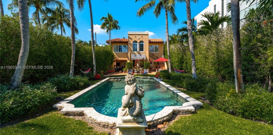 Casa en Miami Beach, Florida 3 dormitorios, 144.37 m2 № 2027562