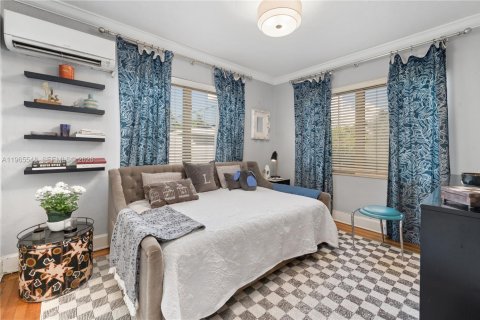 Casa en venta en Miami Beach, Florida, 3 dormitorios, 144.37 m2 № 2027562 - foto 8