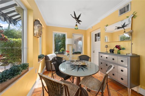 Casa en venta en Miami Beach, Florida, 3 dormitorios, 144.37 m2 № 2027562 - foto 25