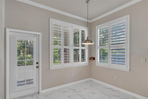 Villa ou maison à vendre à Tampa, Floride: 4 chambres, 278.8 m2 № 2319019 - photo 16