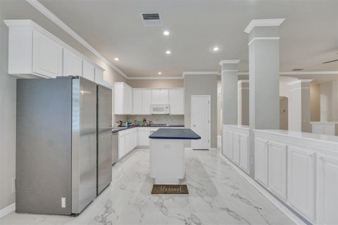 Villa ou maison à vendre à Tampa, Floride: 4 chambres, 278.8 m2 № 2319019 - photo 14
