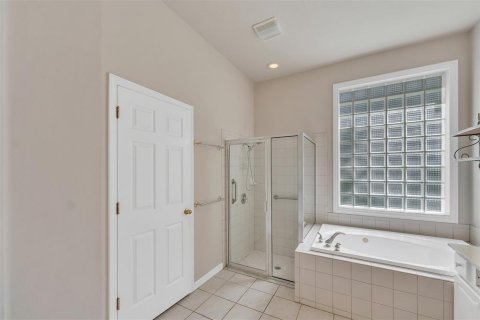 Villa ou maison à vendre à Tampa, Floride: 4 chambres, 278.8 m2 № 2319019 - photo 22