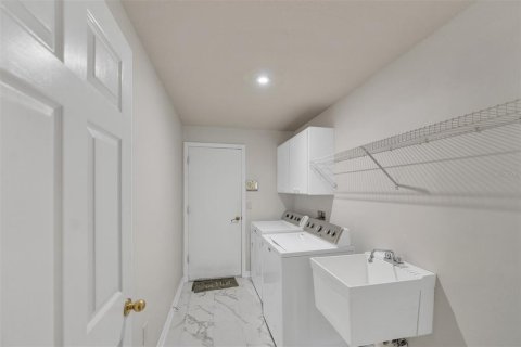 Villa ou maison à vendre à Tampa, Floride: 4 chambres, 278.8 m2 № 2319019 - photo 25