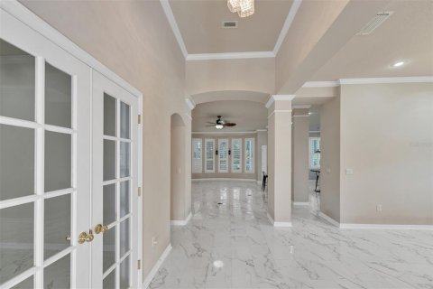 Villa ou maison à vendre à Tampa, Floride: 4 chambres, 278.8 m2 № 2319019 - photo 6