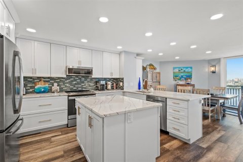 Condominio en venta en Clearwater, Florida, 2 dormitorios, 125.42 m2 № 1551788 - foto 3