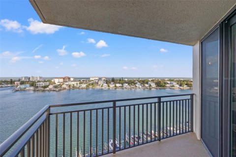Condominio en venta en Clearwater, Florida, 2 dormitorios, 125.42 m2 № 1551788 - foto 25