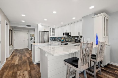 Condominio en venta en Clearwater, Florida, 2 dormitorios, 125.42 m2 № 1551788 - foto 4