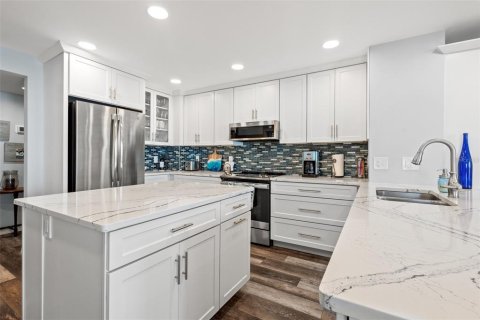 Condominio en venta en Clearwater, Florida, 2 dormitorios, 125.42 m2 № 1551788 - foto 5