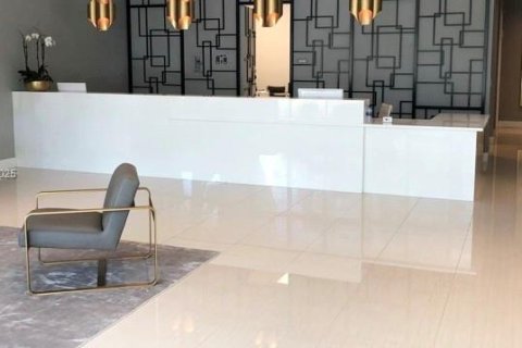 Condominio en venta en Miami, Florida, 1 dormitorio, 52.03 m2 № 1985022 - foto 2
