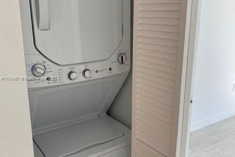 Condominio en venta en Miami, Florida, 1 dormitorio, 52.03 m2 № 1985022 - foto 10