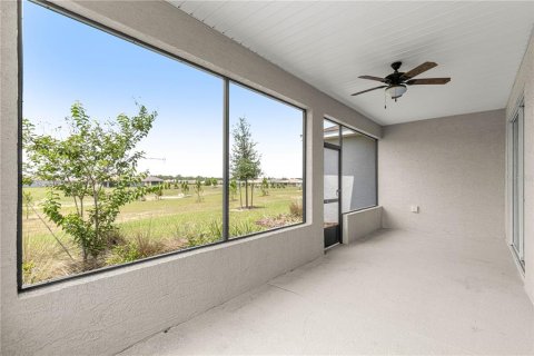 House in Ocala, Florida 2 bedrooms, 184.23 sq.m. № 2102540 - photo 17