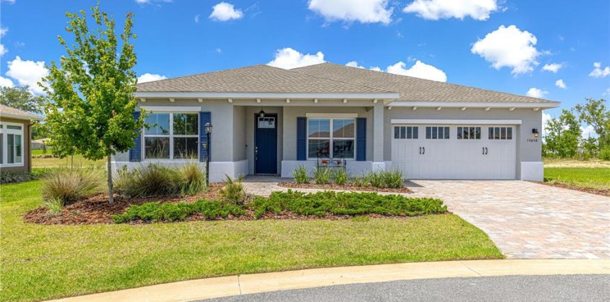 House in Ocala, Florida 2 bedrooms, 184.23 sq.m. № 2102540