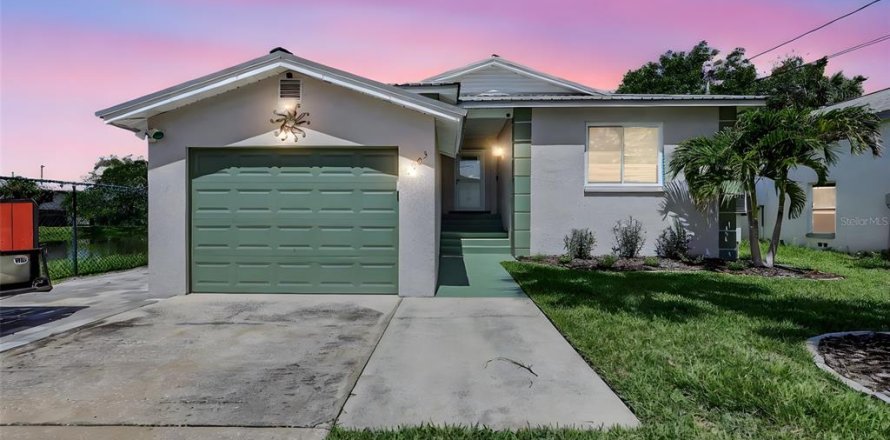 Casa en Tampa, Florida 2 dormitorios, 129.41 m2 № 1784750
