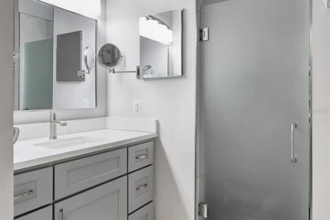 Casa en venta en Tampa, Florida, 2 dormitorios, 129.41 m2 № 1784750 - foto 25