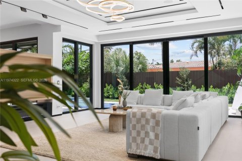 Купить виллу или дом в Лодердейл-бай-те-Си, Флорида 4 спальни, № 2036544 - фото 7