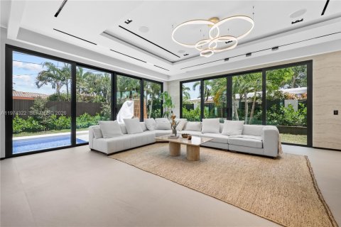 Купить виллу или дом в Лодердейл-бай-те-Си, Флорида 4 спальни, № 2036544 - фото 6