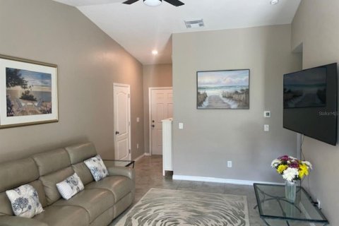 Villa ou maison à louer à North Port, Floride: 3 chambres, 119.47 m2 № 2156568 - photo 6