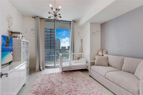 Condo in Miami, Florida, 2 bedrooms № 2091004 - photo 17