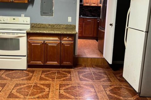 Villa ou maison à louer à Deerfield Beach, Floride: 3 chambres, 162.3 m2 № 2317885 - photo 6