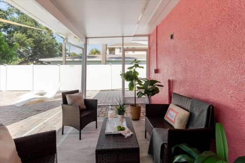 Casa en venta en Saint Pete Beach, Florida, 3 dormitorios, 125.6 m2 № 1899037 - foto 23