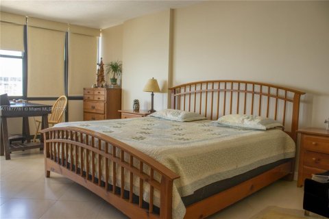 Condominio en venta en Miami, Florida, 2 dormitorios, 126.53 m2 № 2034288 - foto 13