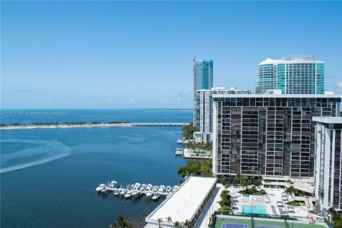 Condominio en venta en Miami, Florida, 2 dormitorios, 126.53 m2 № 2034288 - foto 21