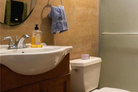 Condominio en venta en Miami, Florida, 2 dormitorios, 126.53 m2 № 2034288 - foto 14